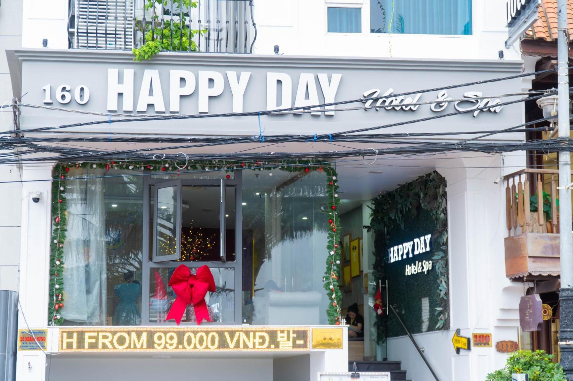 Happy Day Riverside Hotel & Spa Danang By Haviland מראה חיצוני תמונה