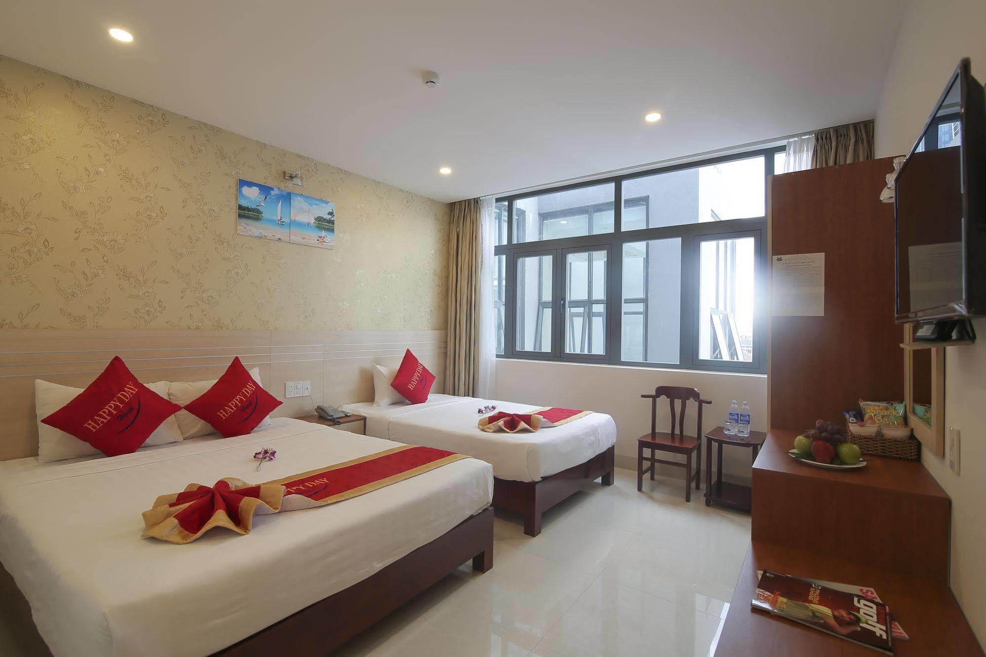 Happy Day Riverside Hotel & Spa Danang By Haviland מראה חיצוני תמונה