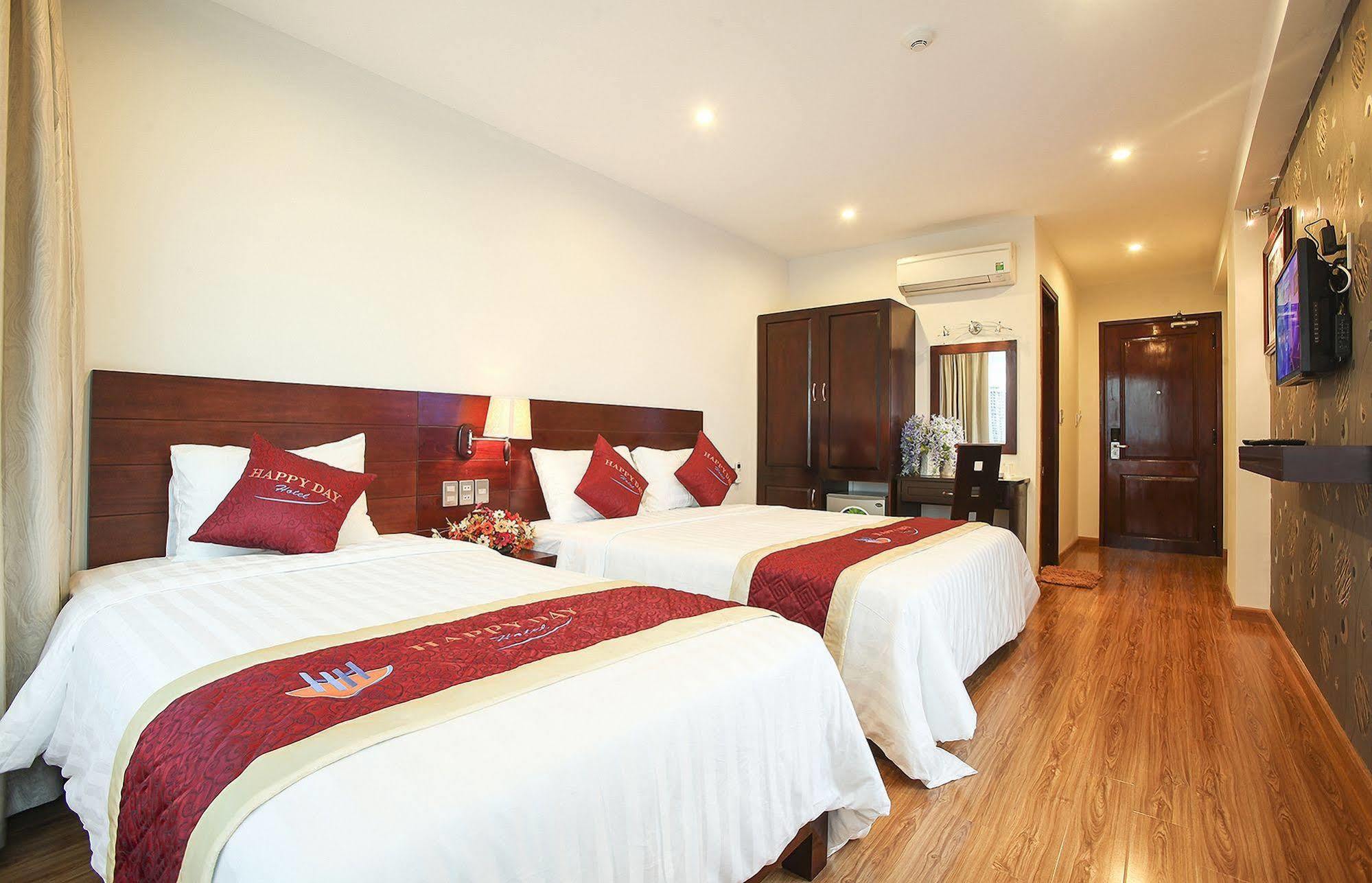 Happy Day Riverside Hotel & Spa Danang By Haviland מראה חיצוני תמונה
